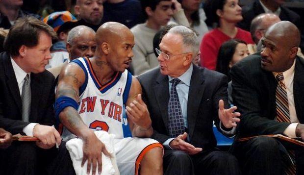 他不需要喧 他不需要喧